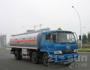 东风CSC5253GYYC解放油罐车