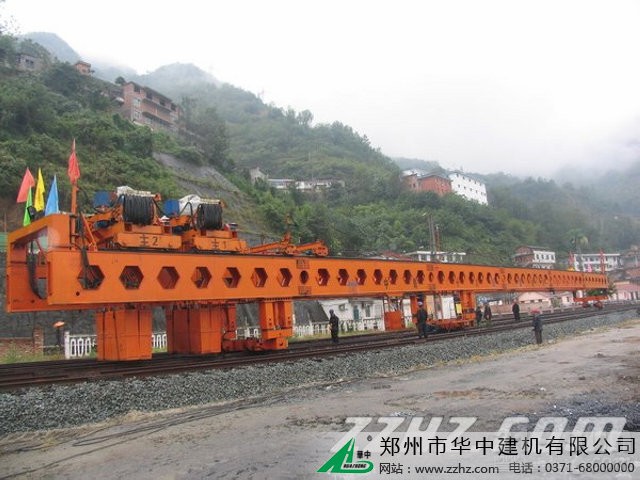 华中建机HZQ公铁两用架桥机架桥机图片