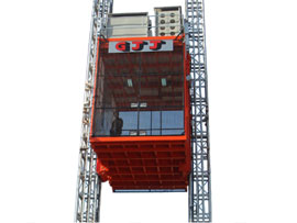 广州京龙双导轨架式施工升降机图片